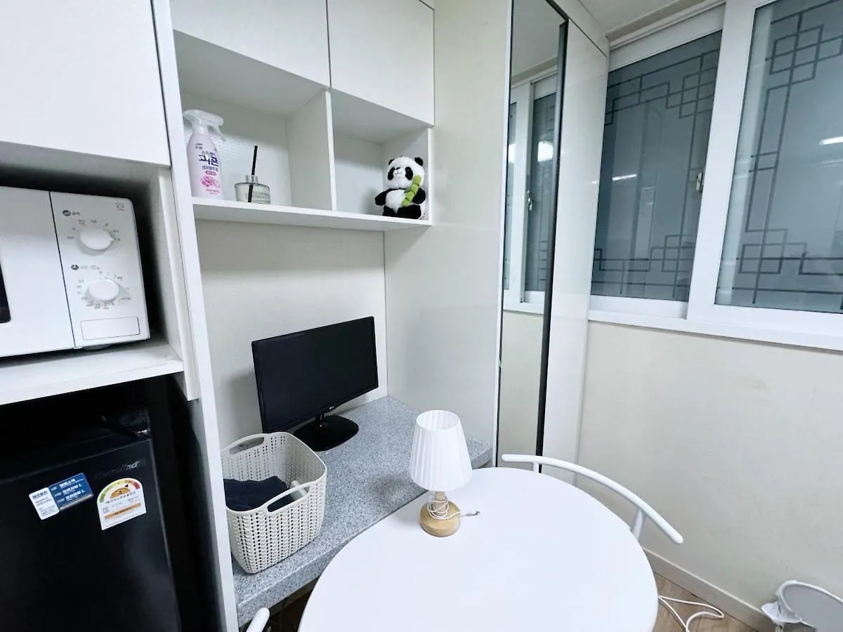 Bao House Apartment Seoul